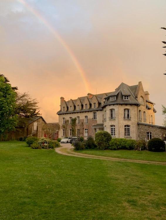 Chateau De Surville Surville  Екстер'єр фото